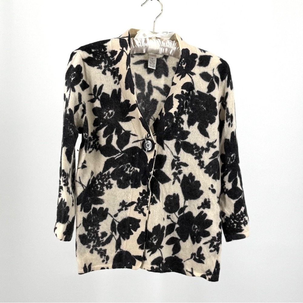 Susan Bristol Floral Lambswool Angora Blend Cream Black Cardigan Size M